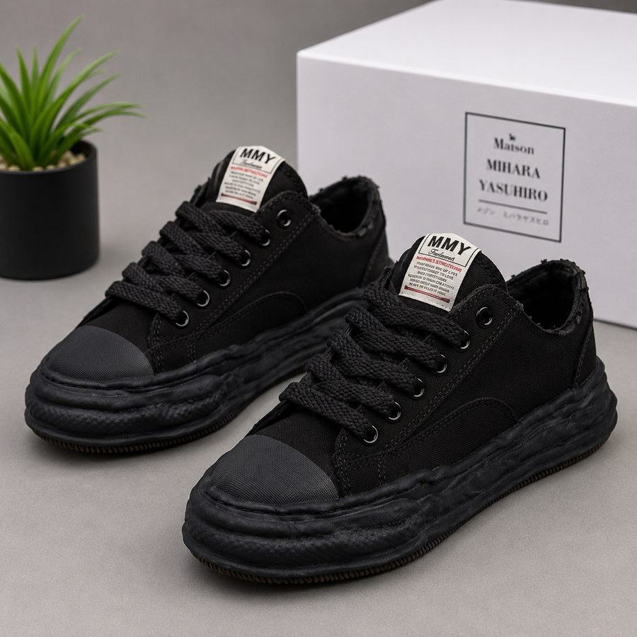 Maison MIHARA YASUHIRO Peterson Low – Triple Black
