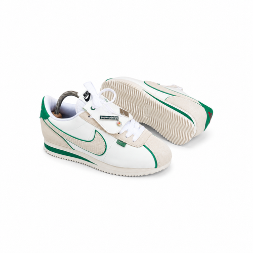 Nike Cortez Blanc/Vert – Style Iconique et Confort Quotidien